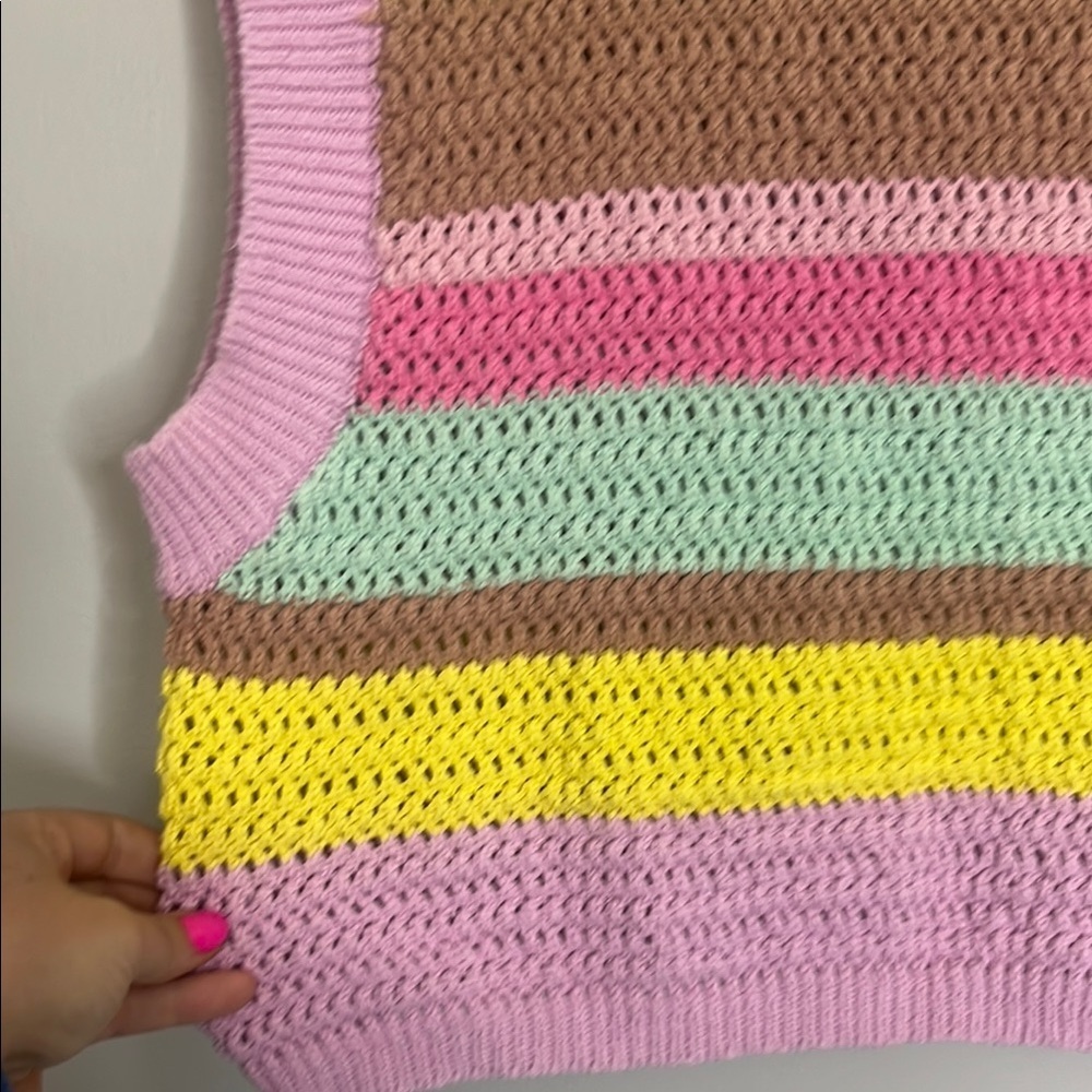 By Together Multicolor Knit Sleeveless Top - Picture 3 of 4